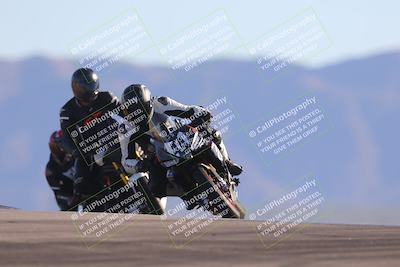 media/Nov-06-2023-Moto Forza (Mon) [[ce023d0744]]/3-Intermediate Group/Session 5 (Turn 9)/